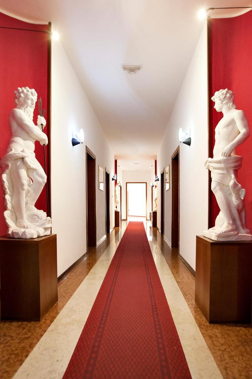 Hotel Garibaldi Padova Exterior photo